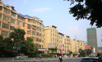 Huasheng Fashion Hotel