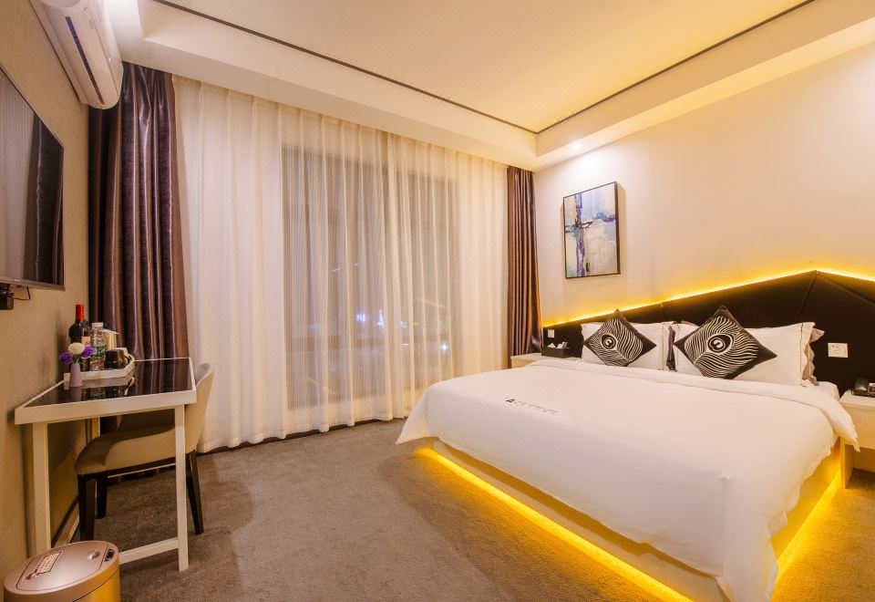 Jijing Double Bed Room
