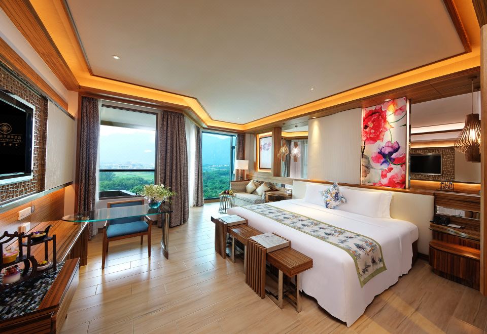 Regal Palace Hot Spring Hotel GuangzhouGarden-View Hot Spring Double Bed Room With Private Tub, Certified Spring Water, Balcony, Private Bathtub