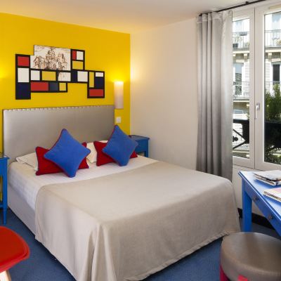Double Room Hôtel du Mont Dore Batignolles Promo Code
