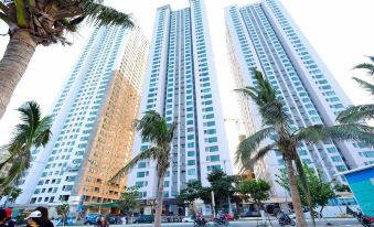 Tower Seaview Apartment Homestay