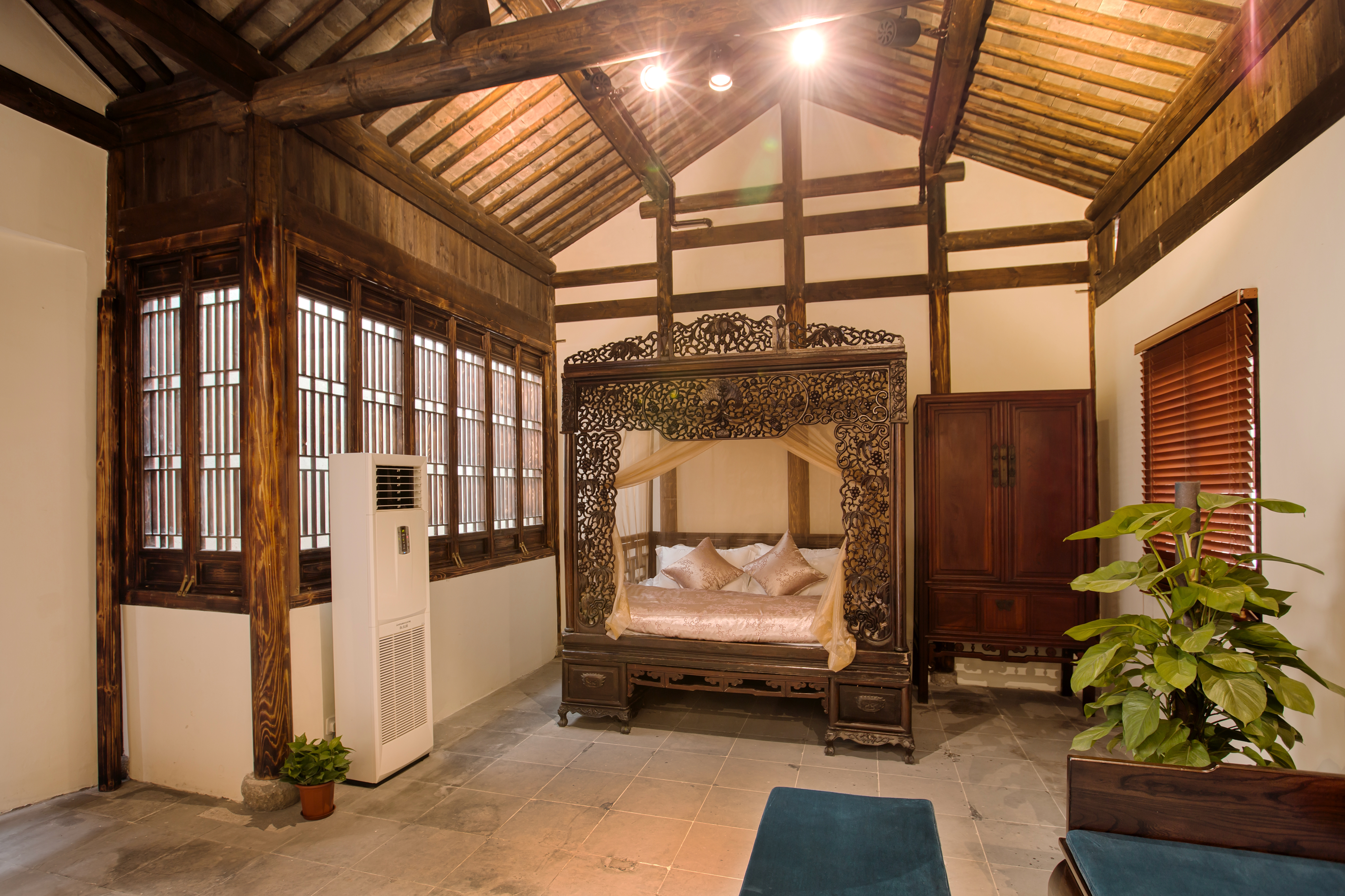 独栋·两卧一厅江南庭院-3（绝美雕花床+园林小院+民国会客厅）