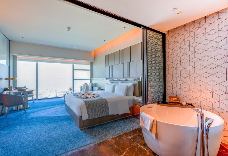 行政海景大床房（180度全落地窗看海景日出）