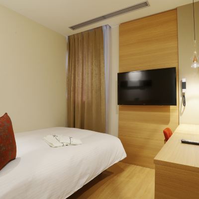 標準雙人床房【禁煙】 大阪難波日本橋紅屋頂套房酒店優惠