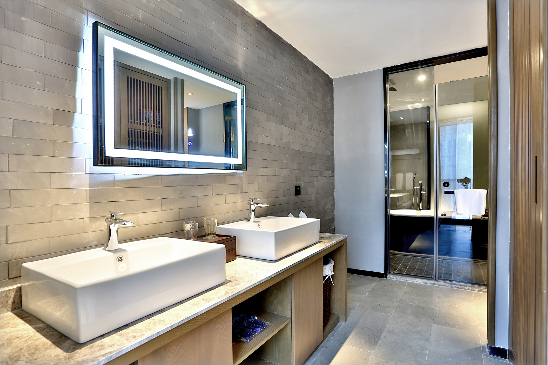 MEHOOD LESTIE Hotel (Hangzhou Xixi Wetland Science and Technology City)柏叶豪华大床房（慕思床垫+箭牌智能马桶）