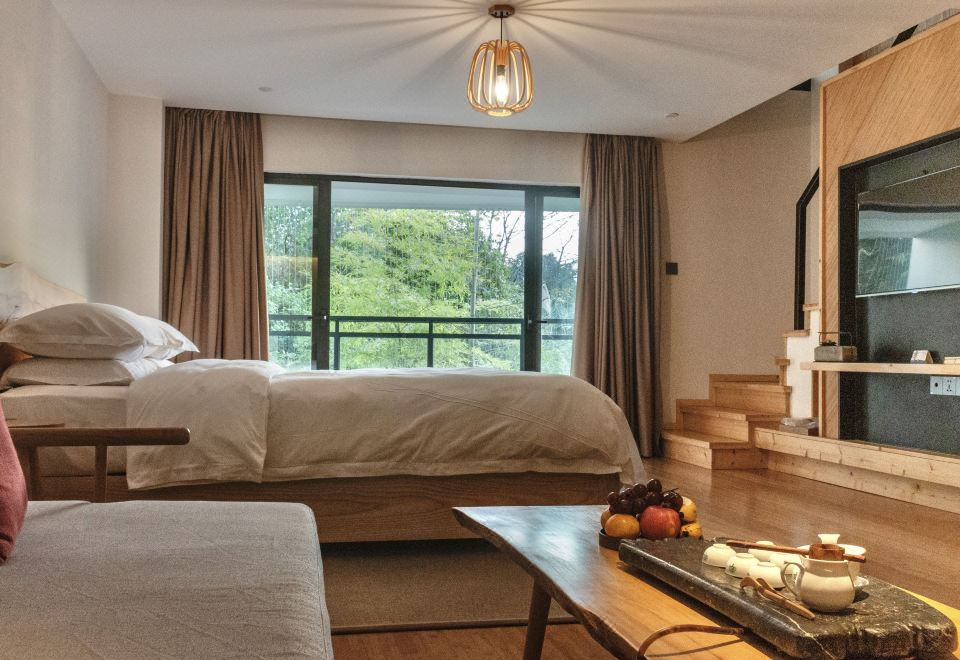 Jiulongwan ResortDuplex Family Friendly Room