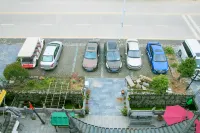 Hongcun Qiwu travel selection of Huizhou style landscape B & B