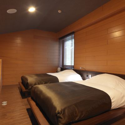 【露天風呂付コテージ】リビング＋ベッドルーム 定山渓 鶴雅リゾートスパ 森の謌 クーポン