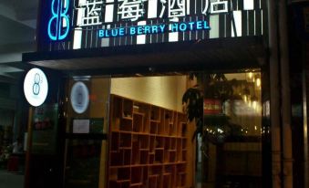Blue Berry Hotel