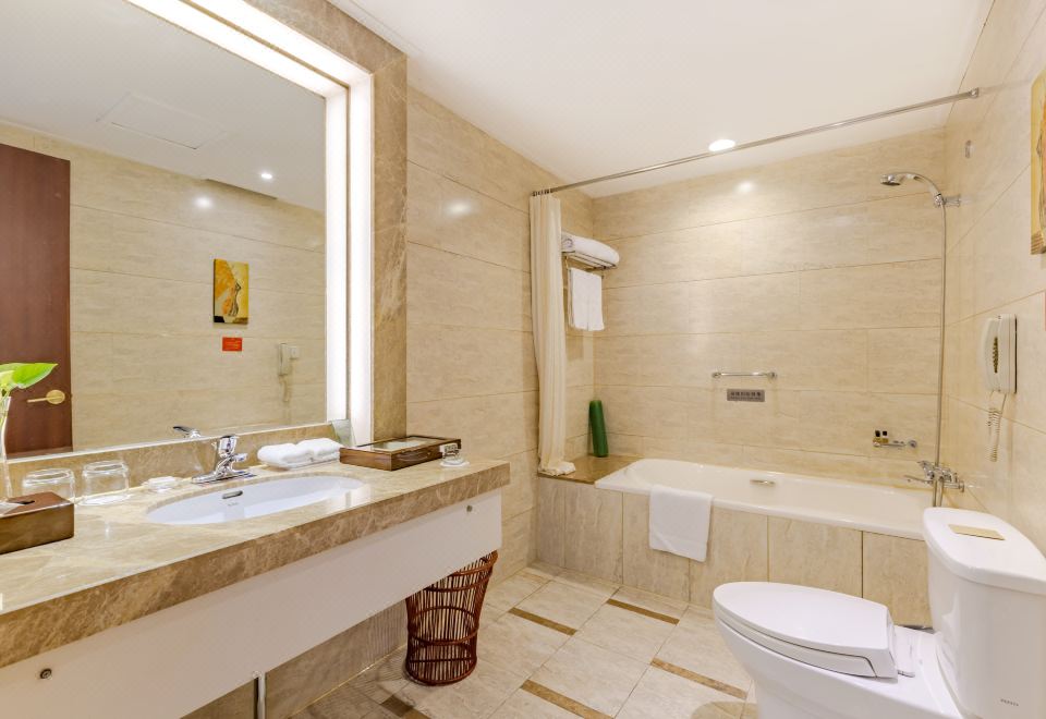 城景高级大床房