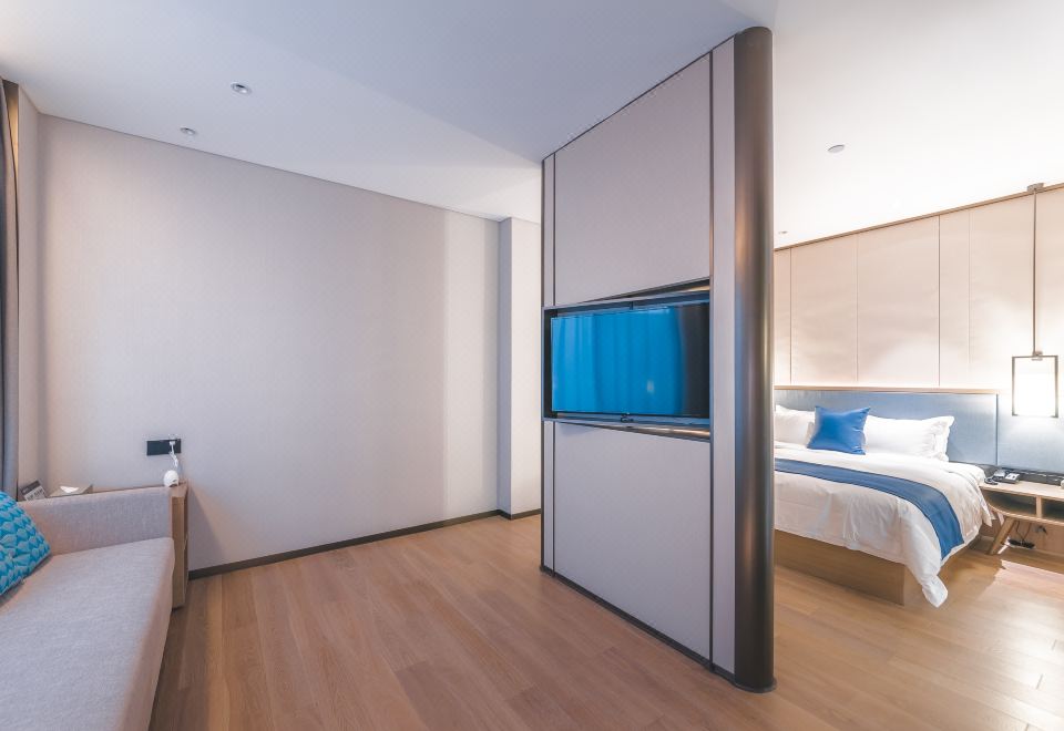 Guestroom (Double Bed)