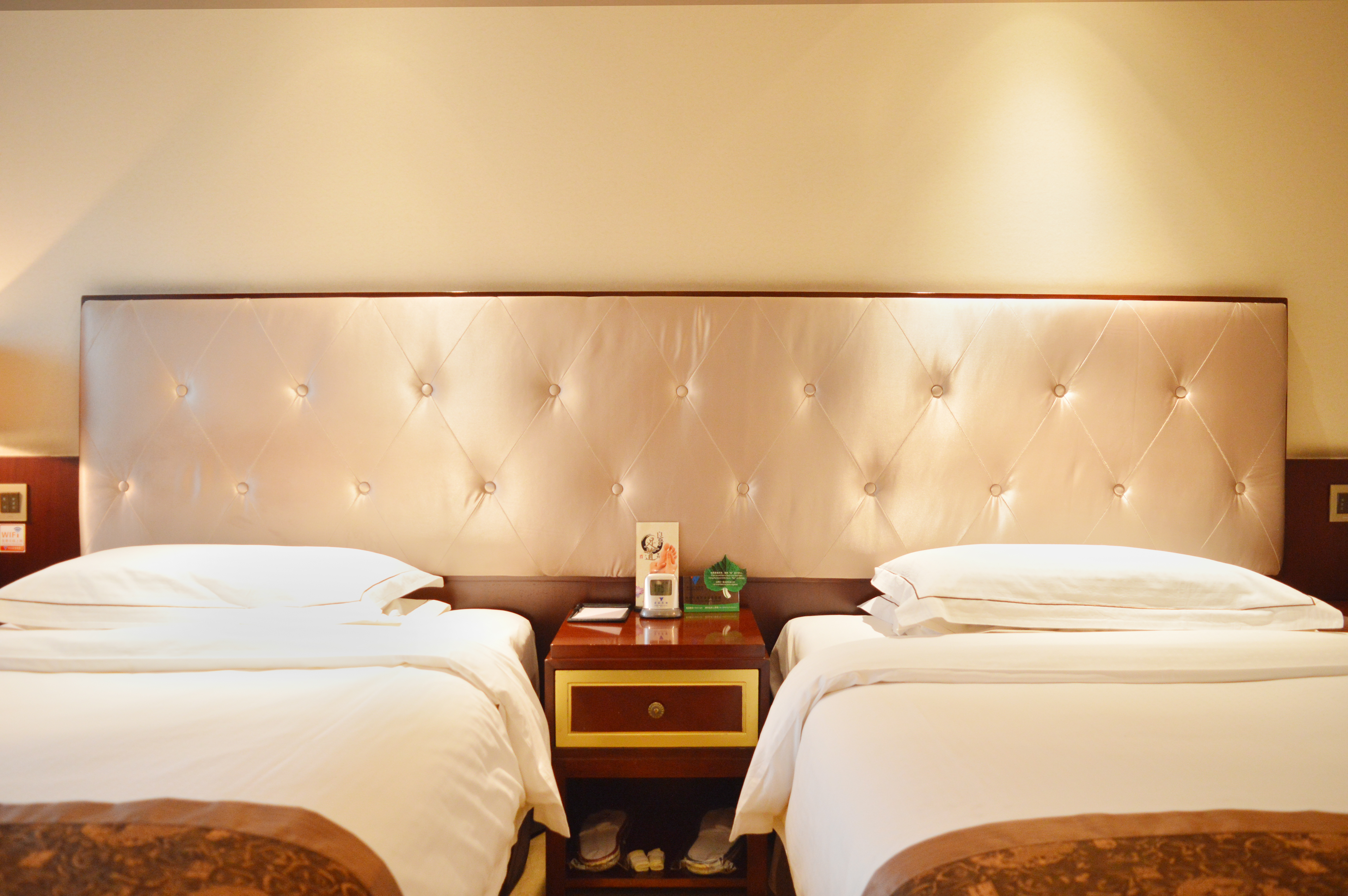 Hongyuan Hotel商務標準間