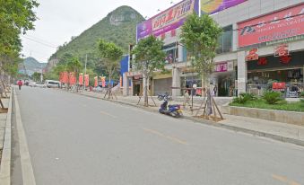 Xinfeng Business Hotel