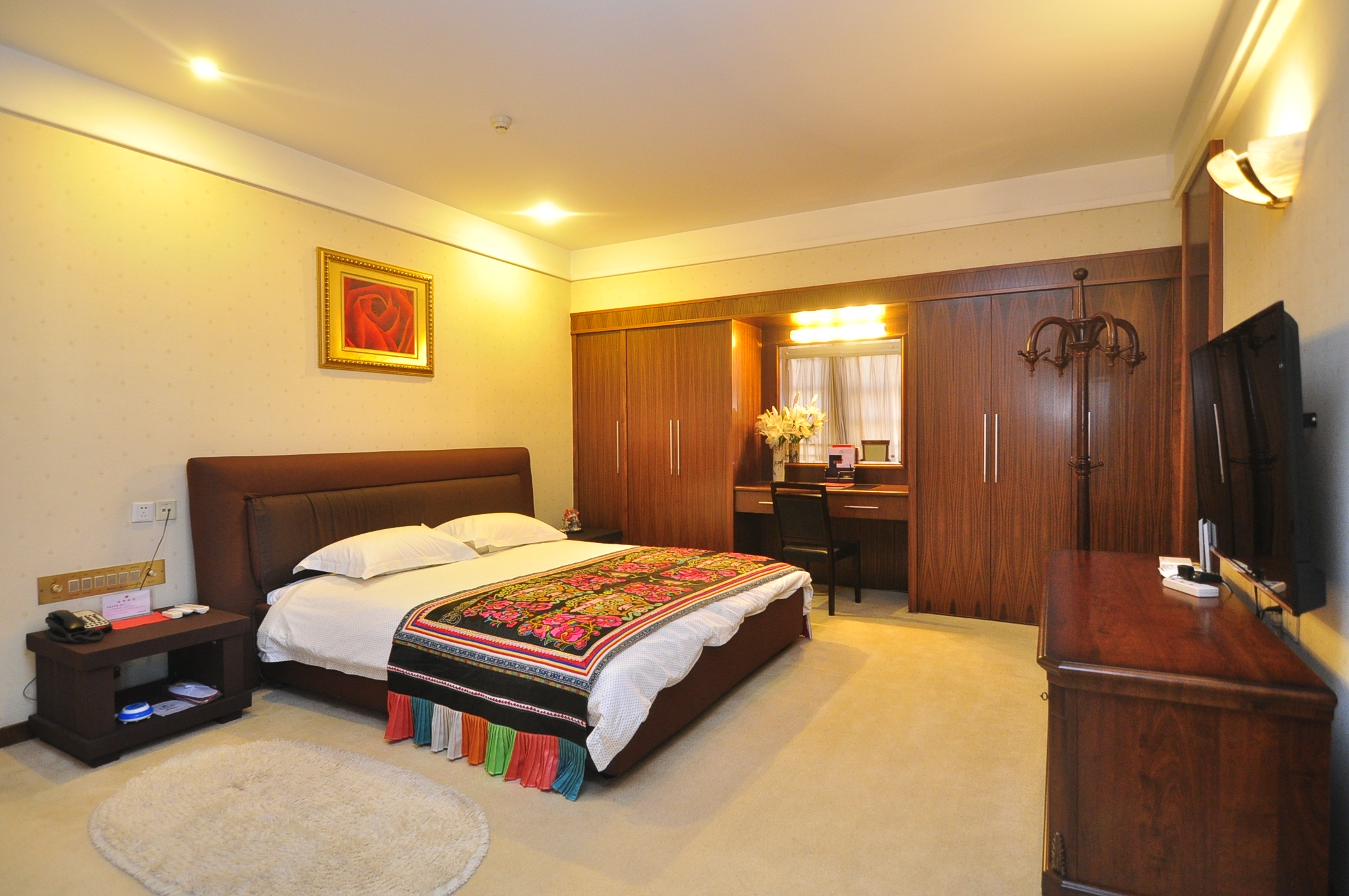 豪华商务套房（空调）