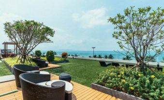 Cetus Beachfront Pattaya