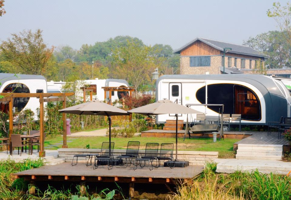 RV - River-View (Double bed)