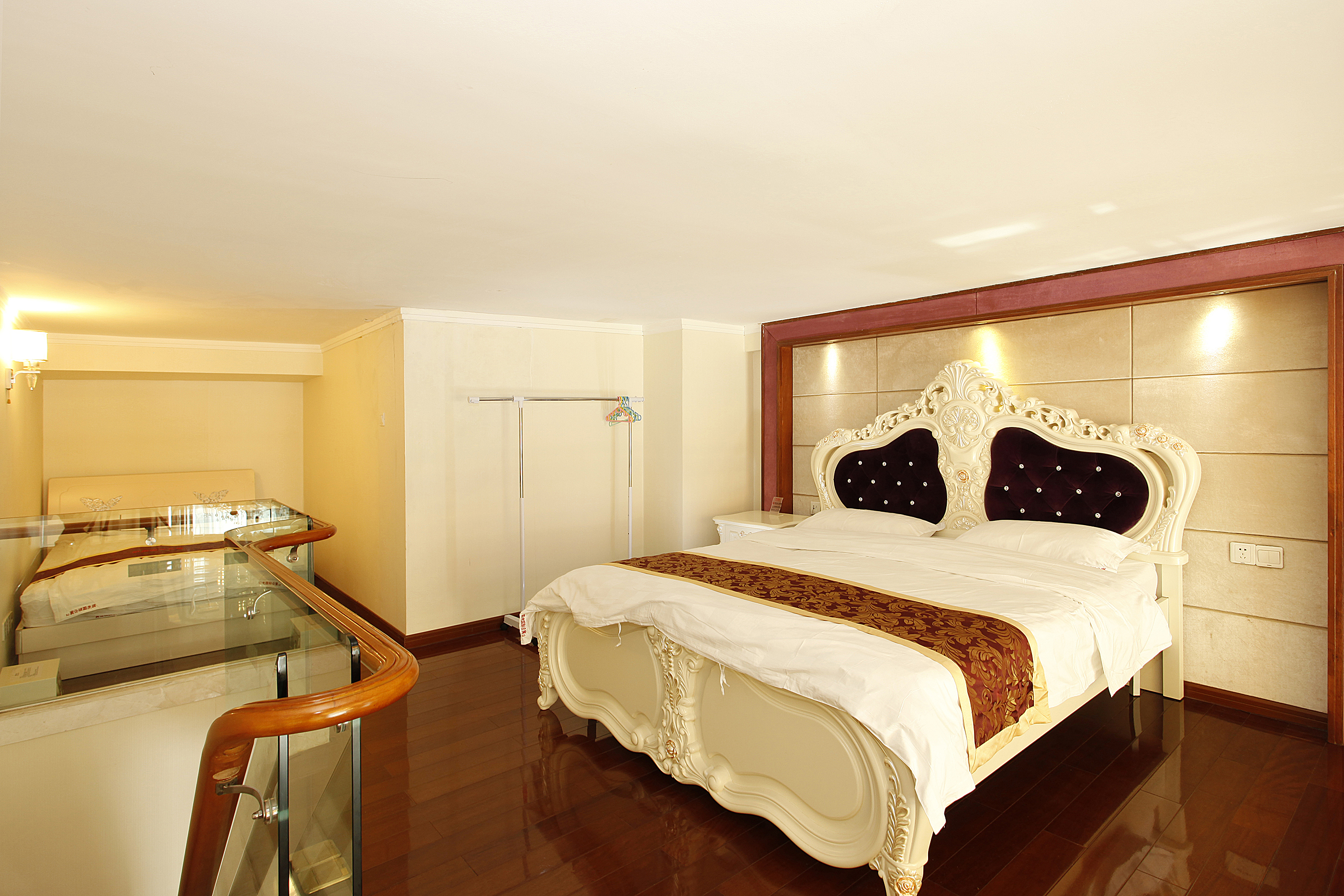 複式豪華三床5人套房