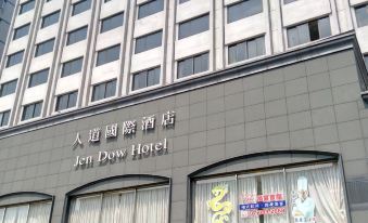 Jen Dow International Hotel