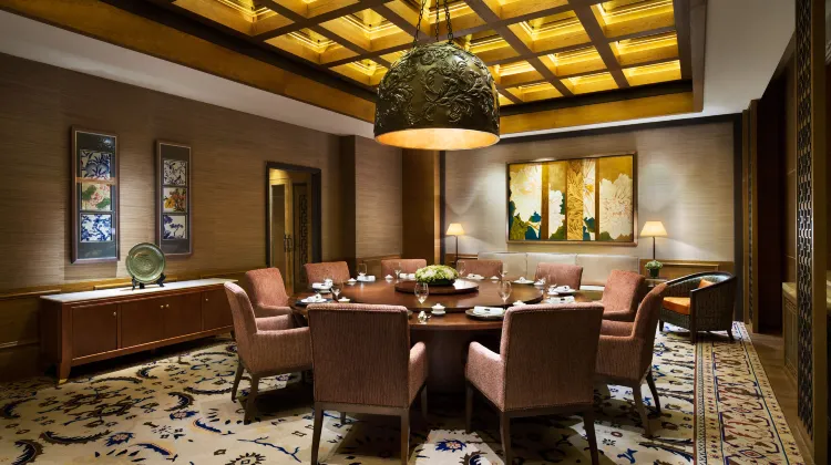 ハイアット リージェンシー チャンバイサン 食事・レストラン