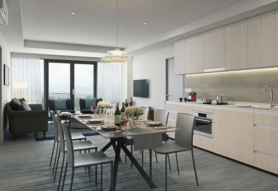 Lyndhurst Two Bedrooms Suite (Family Room)