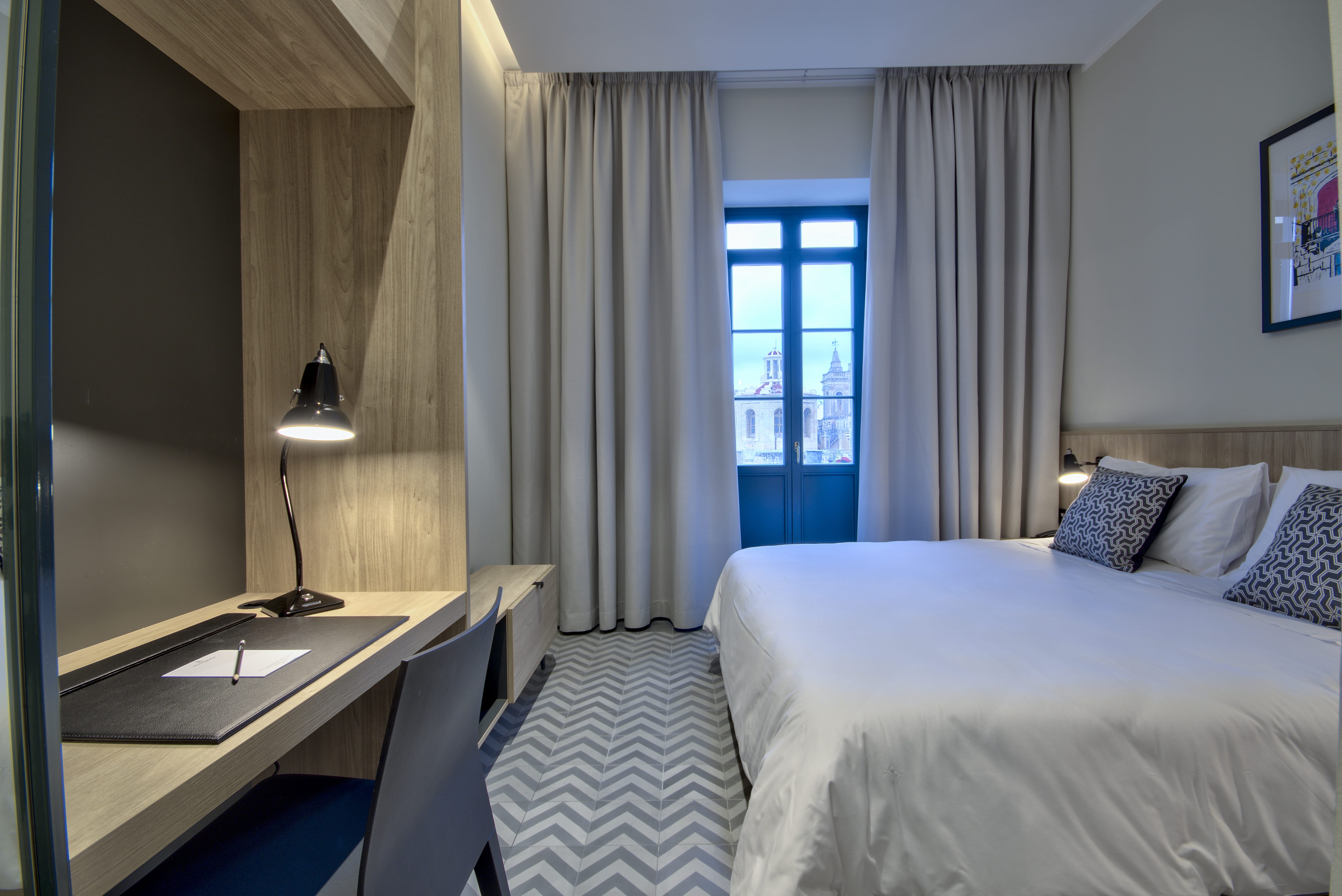 双人房（带阳台）