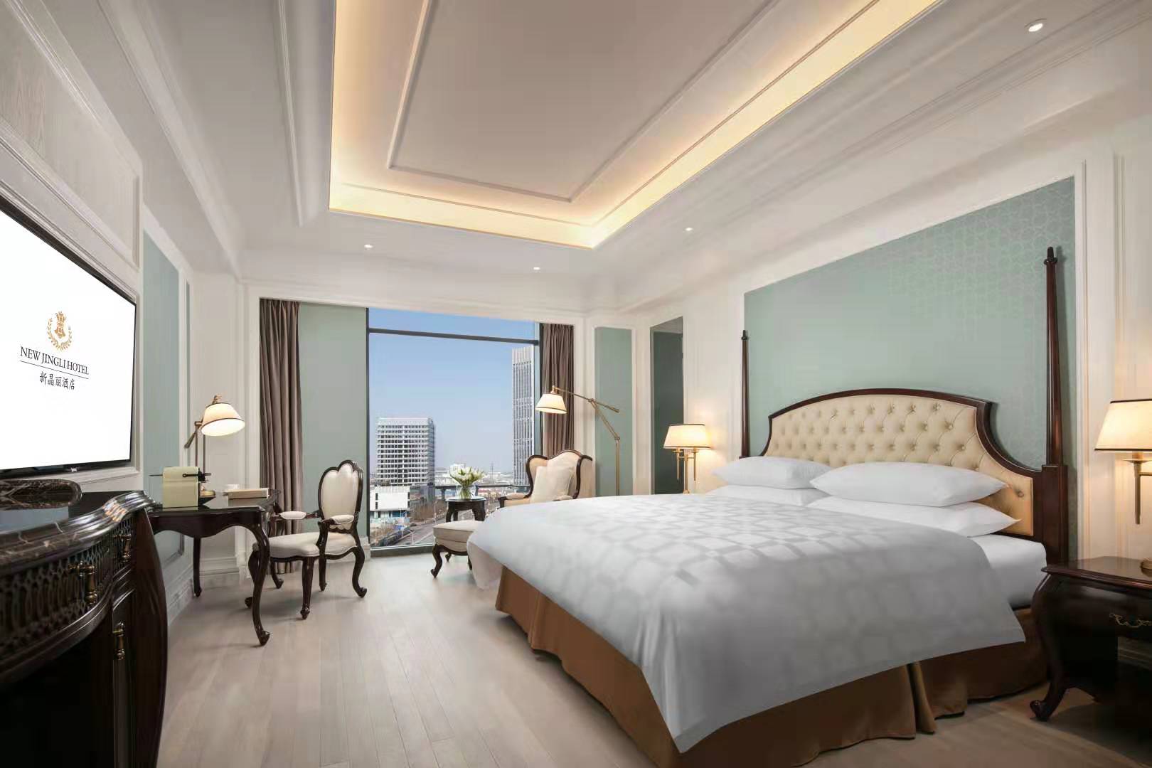 豪華大床房·博洛尼亞光韻