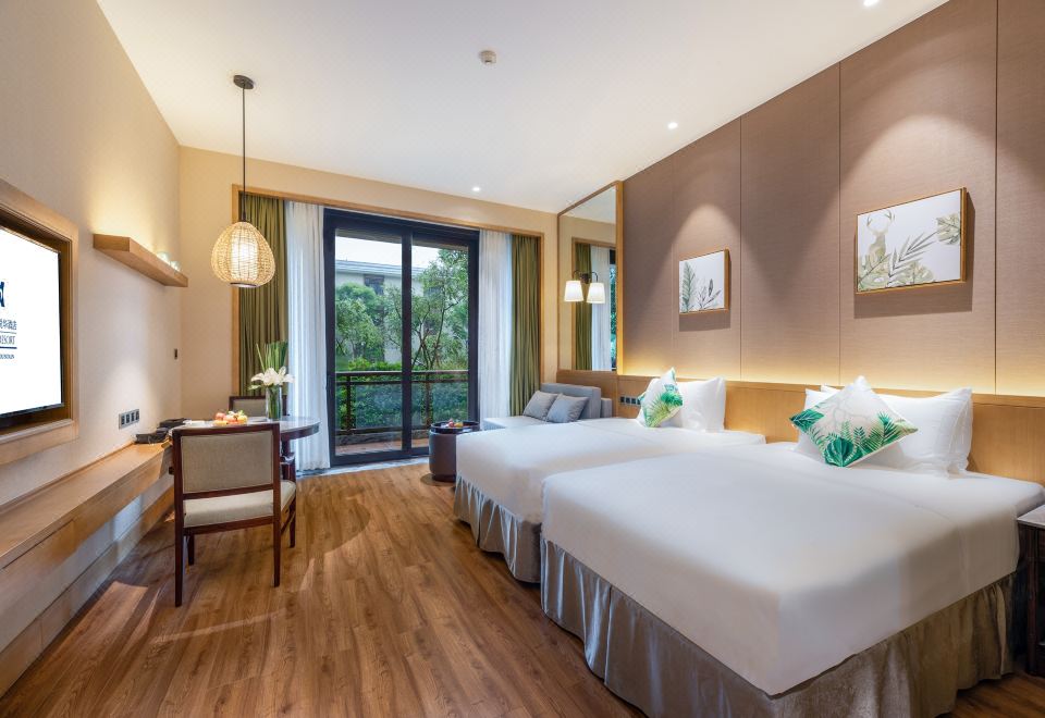 馨悦楼豪华园景双床房（新楼）