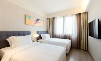 Shanghai Bailu All Suites Hotel (Zhoudeng Highway Kangxin Highway Branch)