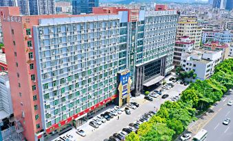 Lavande Hotel (Shenzhen Longgang Dayun Center Jixiang Metro Station)