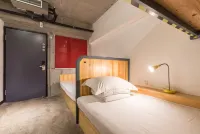 UniLoft Hostel (Dalian Railway StationDongguan Street Historical and Cultural Block Store） Hotels in 