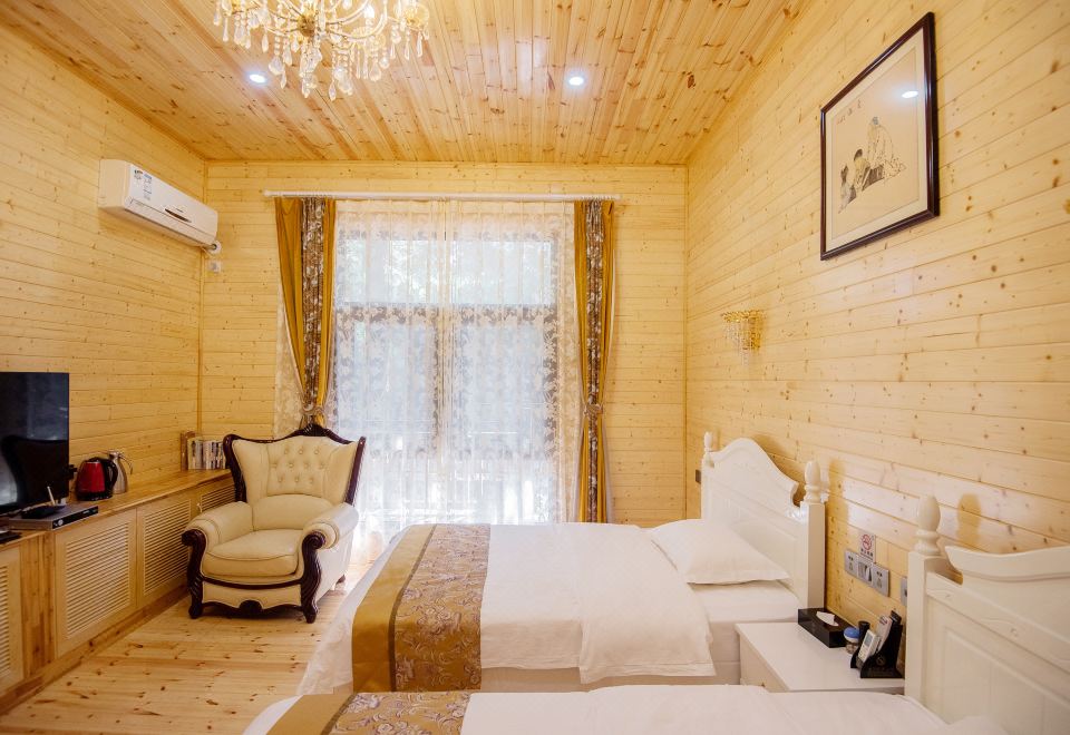 Qingsongling Cabin Twin Room