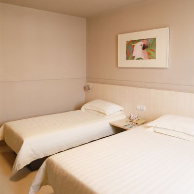 高級零壓大小雙床房 錦江之星（岳陽火車站店）優惠