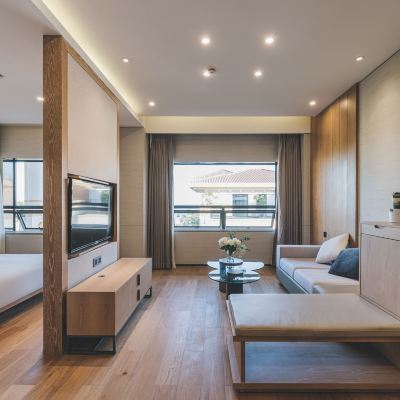 高級海景套房（Mini小冰箱+深睡枕PRO+投屏電視） 廈門會展中心海景別墅亞朵飯店優惠