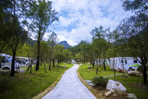 Muqiaoxi RV Camp