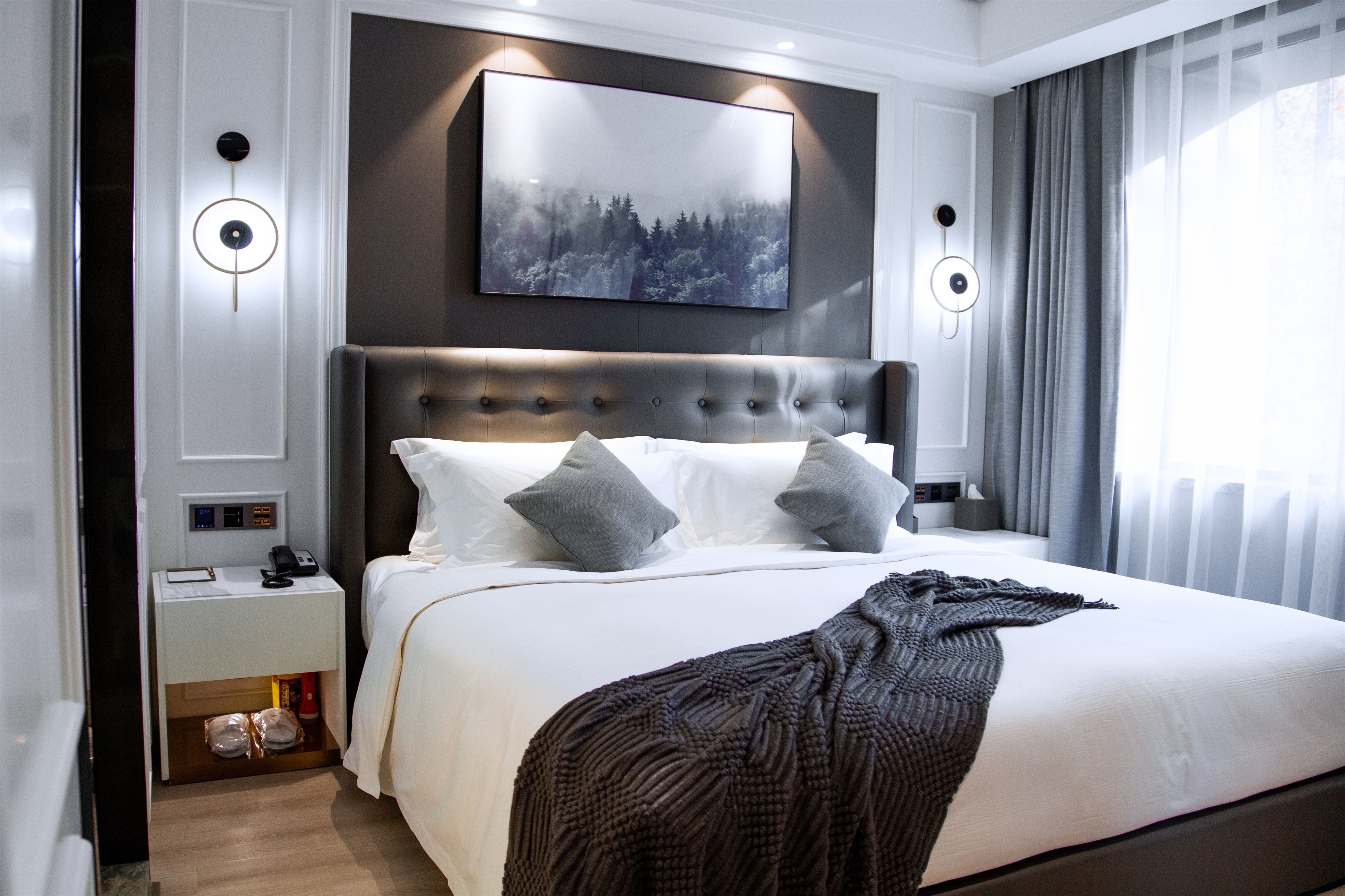 WAYA套房（芝华士按摩椅+零压记忆床垫+智能客控）