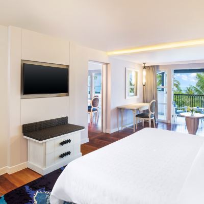 Junior One Bedroom Suite