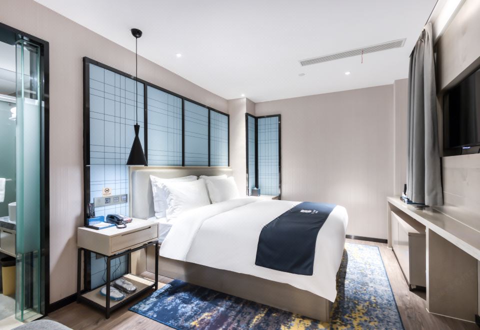 Echarm Hotel Smart Double Bed Room (Deep Sleep Mattress)