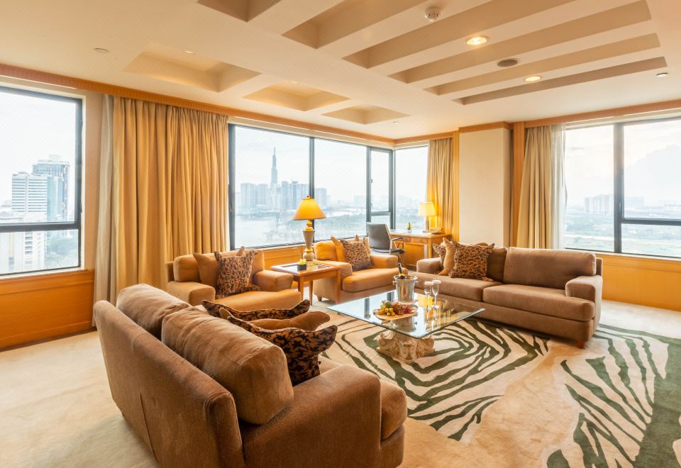 Renaissance Riverside Hotel SaigonPresidential Suite