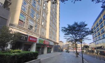 Wei International Apartment (Changlong North Gate)