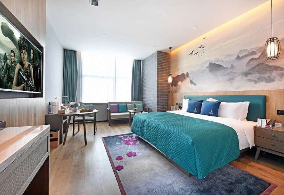 麗豪大床房（手機投屏+小冰箱）