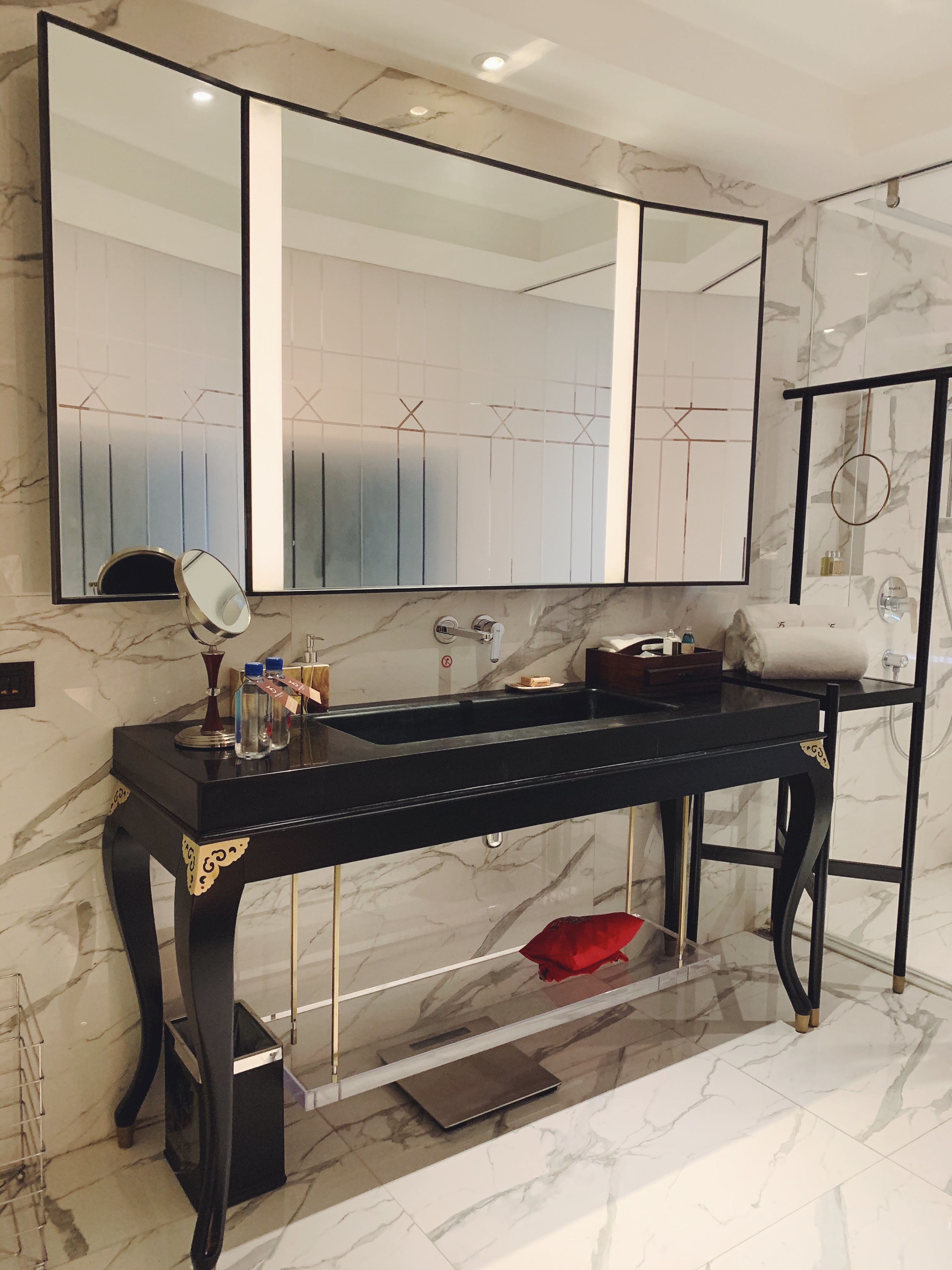 花殿·城景大床房（疗愈高奢洗护品+观景浴缸）