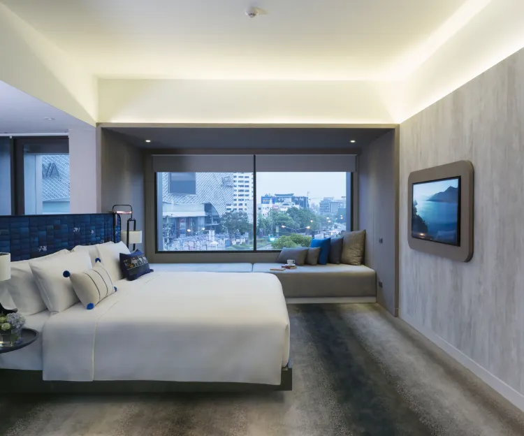Premium Deluxe Corner Room (24 Hours Use Of Room)