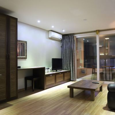 Double Suite Lamia Hotel Promo Code