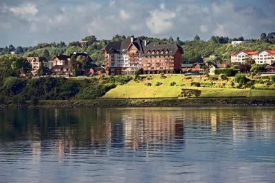 Wyndham Puerto Varas Pettra Hotels in 