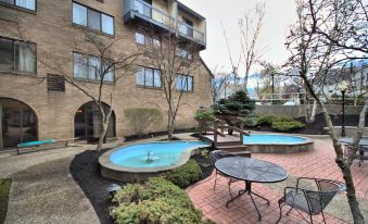 Hotel 1620 Plymouth Harbor - Housity