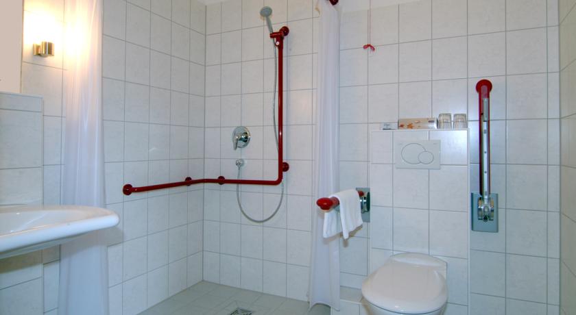 舒适双人或双床间