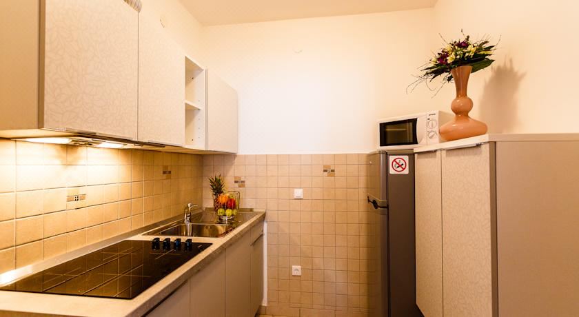 舒适海景单卧室公寓 - 带阳台