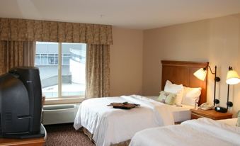 Hampton Inn & Suites Bremerton