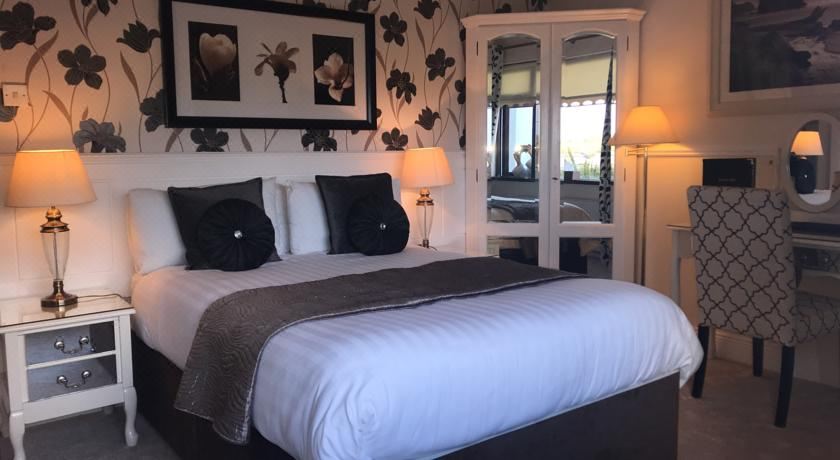 Robin Hill Bed and Breakfast Double Room with Private Bathroom
