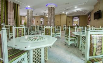 Hotel Saheb Ettabaa